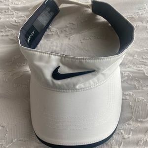 Nike Golf Adjustable Visor